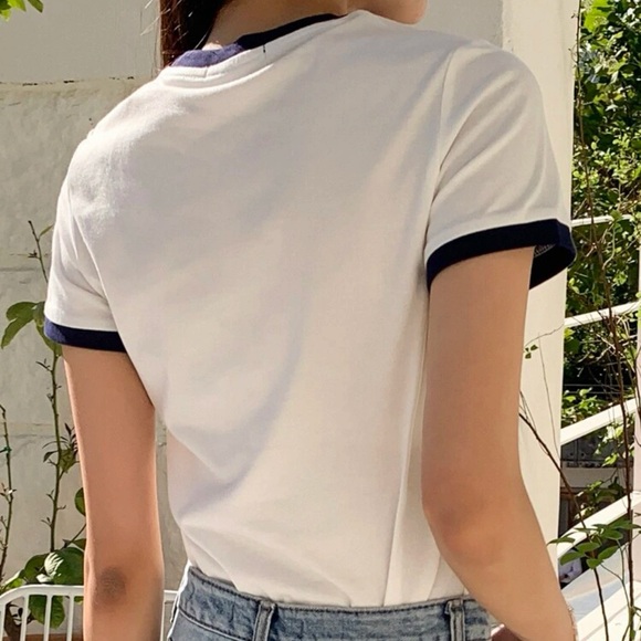 graphic contrast trim tee - Picture 2 of 3